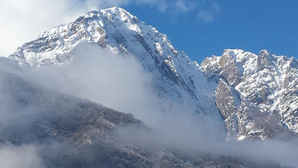 Valsassina Rent Apartment Introbio Екстериор снимка