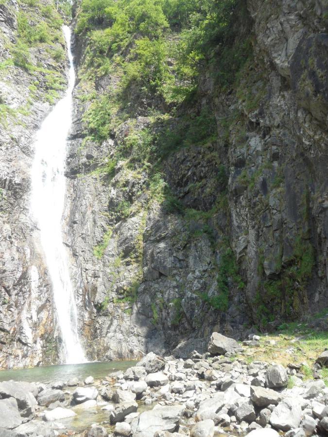 Valsassina Rent Apartment Introbio Екстериор снимка